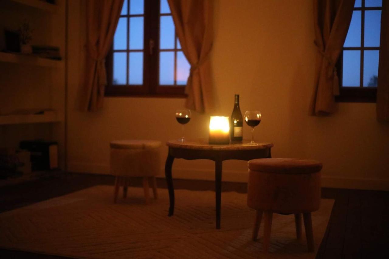 La Montrieuse, Chambre Individuelle Avec Sauna Et Baignoire Spa Naveil Eksteriør bilde